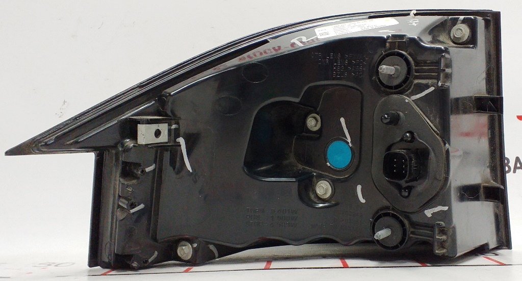 5 1034333-00-A 우측 외부 램프 (손상됨) Tesla 모델 X 1034333-00-B